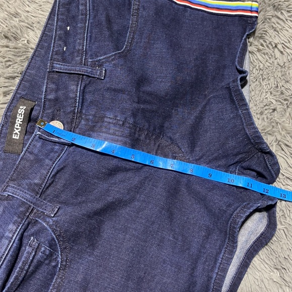 🌈🥰Express Shortie Relaxed Low Rise Rainbow Shorts 🥰🌈 - Picture 12 of 14